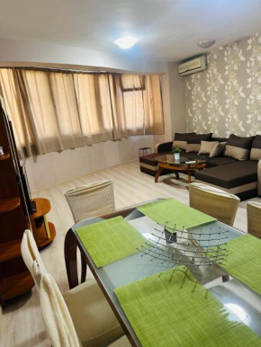 Lux Apartment Sisi